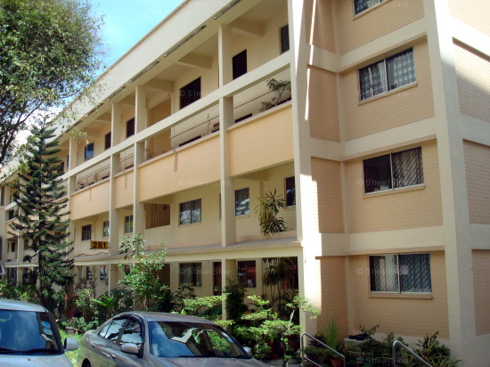 Yishun Street 22 thumbnail photo